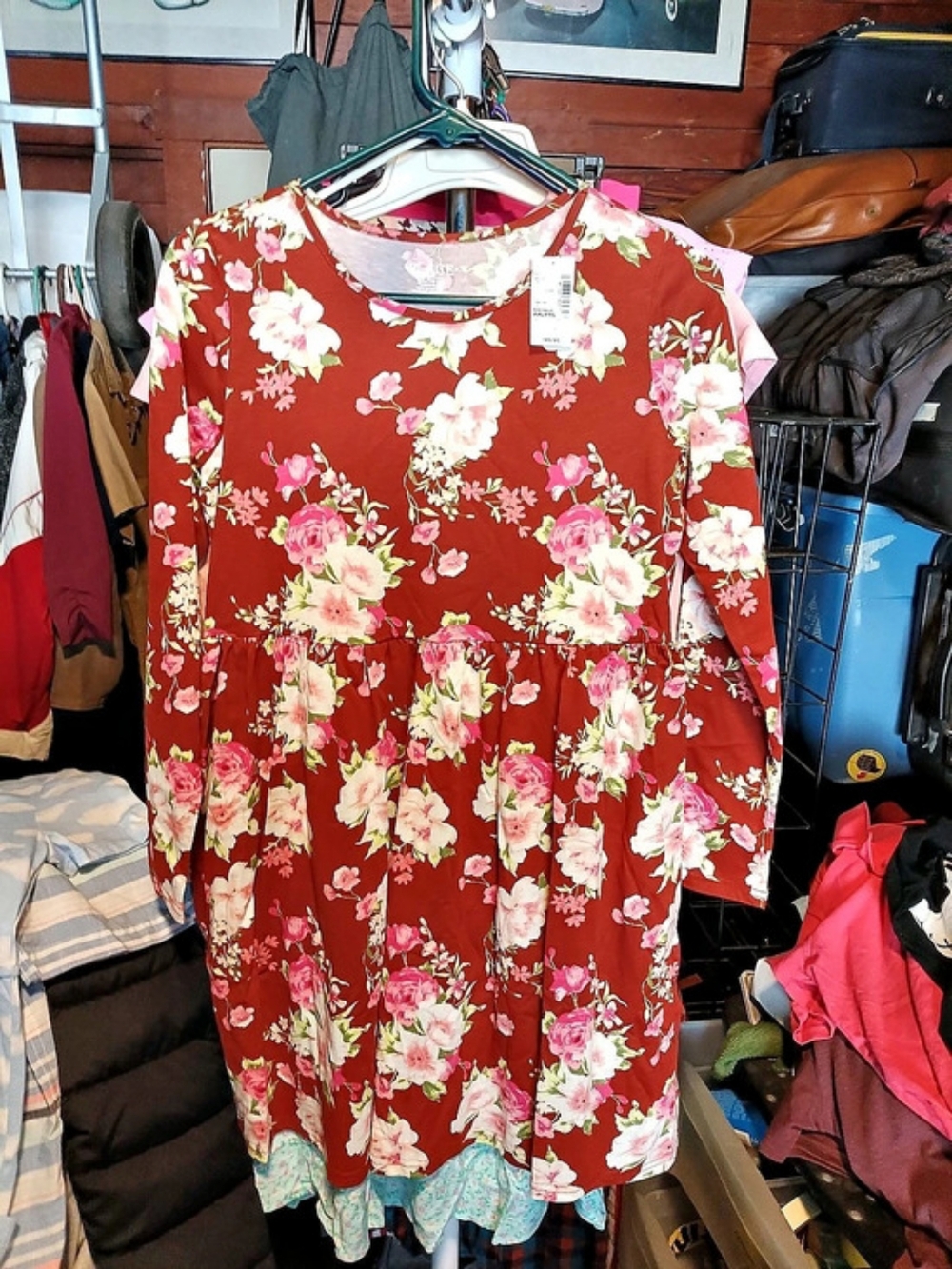 PLACE Floral Midi Dress in Red & Pink Size Medium NWT